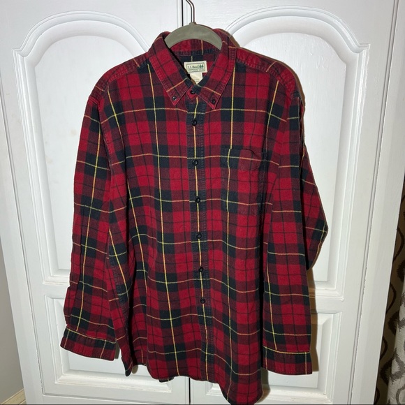 L.L. Bean Other - L.L.Bean Plaid Button Down Men’s Shirt 100% Cotton, Size L, Red. L.L.Bean